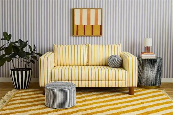 Stripe Drenching: the striped decor trend of 2026
