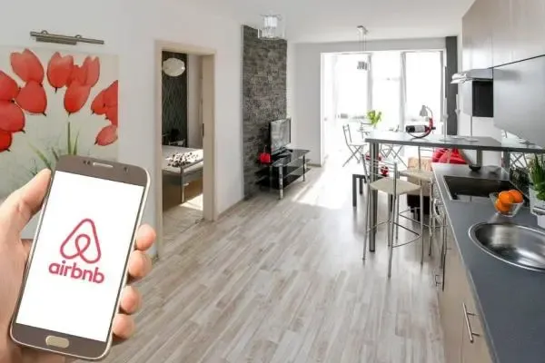 Quali sono i costi per i proprietari Airbnb in Marocco?