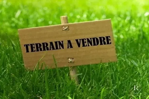 Terrain vna à la vente sur la route d