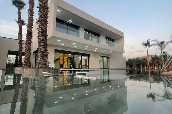 Sontuosa villa contemporanea a Marrakech