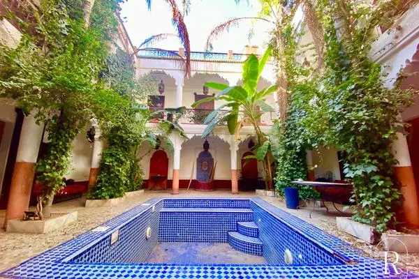 Magnifico Riad e Douar da ristrutturare