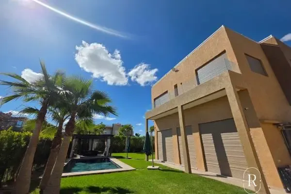 Villa di prestigio sul Golf Argan - Vista mozzafiato sulle montagne dell