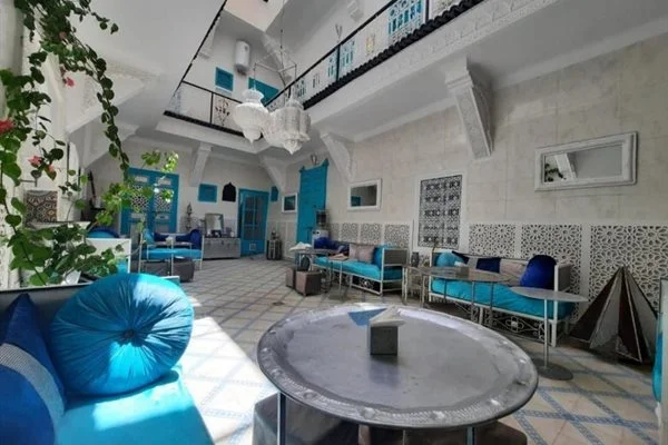 VENTE RIAD 6 CHAMBRES - AFFAIRE CLÉ EN MAIN MÉDINA