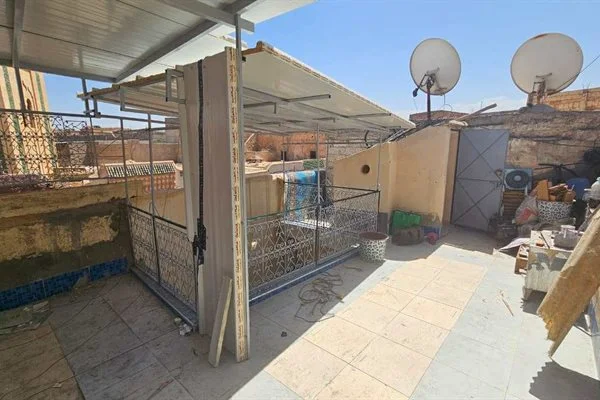 RIAD TRADIZIONALE DI FASCINO DA RISTRUTTURARE CON TERRAZZA E PATIO - MELKIYA