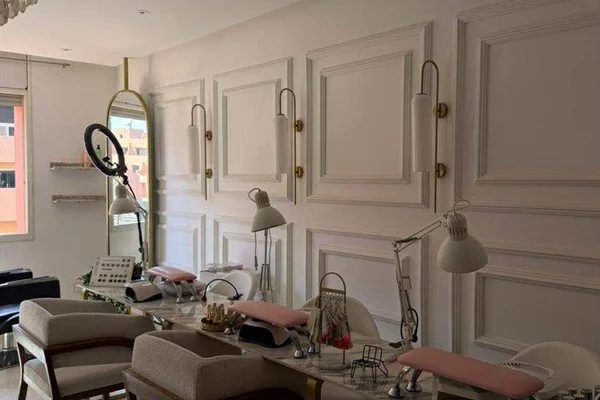 صندوق تجاري - صالون تجميل ورفاهية | كيليز، مراكش