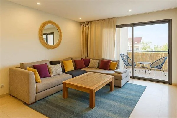 شقة فاخرة بغرفتين - مركز جليز